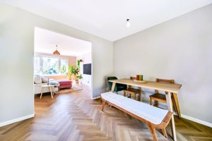 Dining room- click for photo gallery